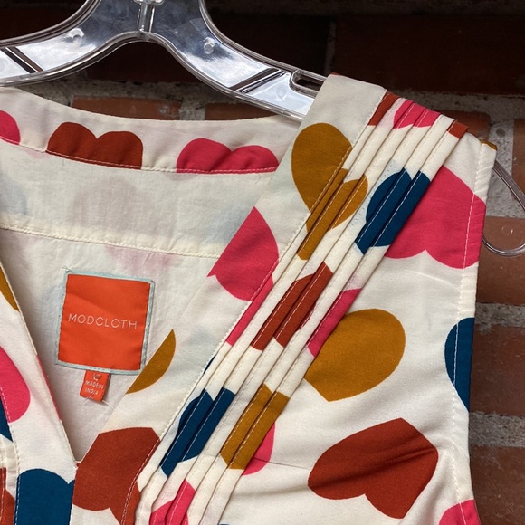 ModCloth surely sweet heart print vneck sleeveless dress side zipper cottonpoly. - Picture 5 of 13